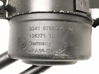 Bomba dirección BMW 676809402