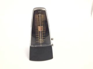 metronomo joyo 330