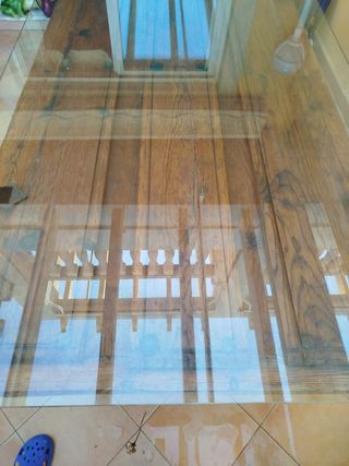 Mesa rústica madera y cristal.Pieza Única.
