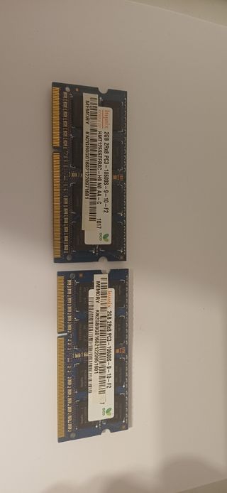 2x Hynix 2GB DDR3 PC3-10600S RAM