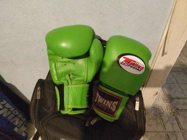 Guantes Twins Special BGVL 3 Verde Lima
