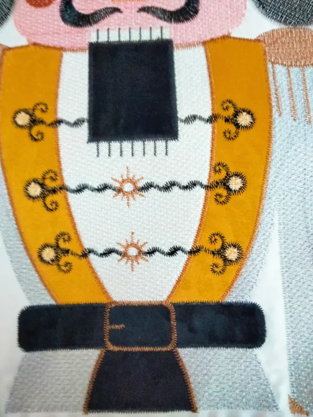 2 peças. Almofadas de Natal Bordadas 45x45cm.