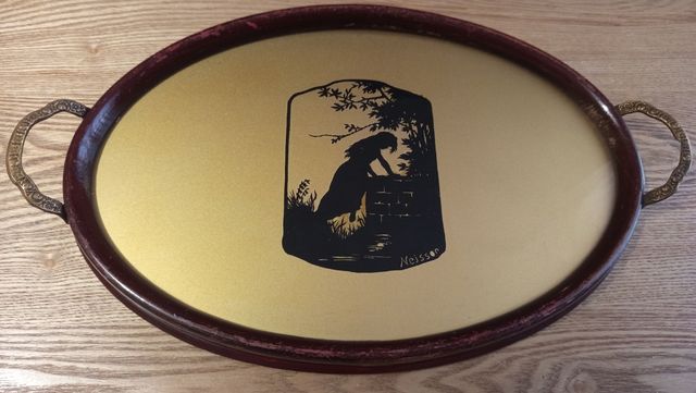 Vassoio Art Déco con silhouette Neisser.