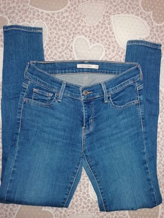 Vaqueros Levi's Azules