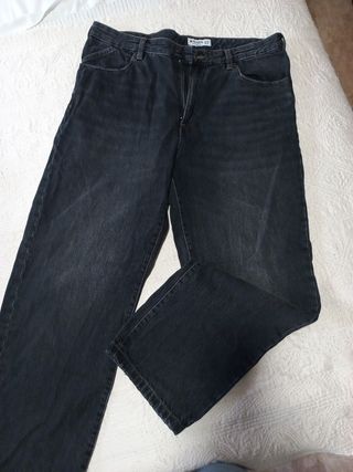 Vaqueros negros Pull&Bear hombre talla 46