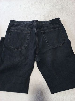 Vaqueros negros Pull&Bear hombre talla 46