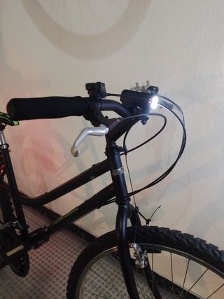 Bicicleta de montaña restaurada
