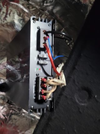 Amplificador Ground Zero GZIA 4115hpx-II