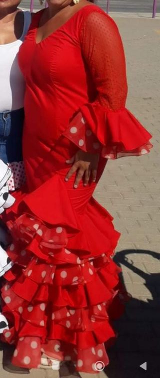 Traje de flamenca rojo para Rosa