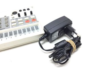 mesa mezclas korg volca sample