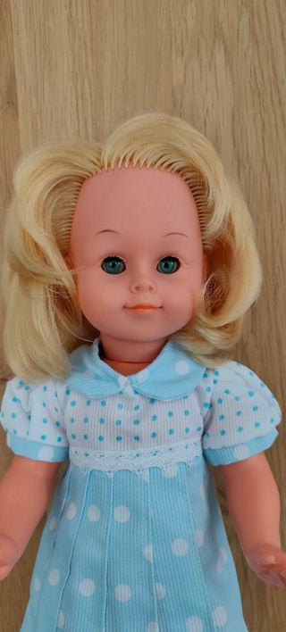 Muñeca vintage 