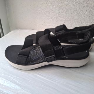 Sandalias Clarks Negras