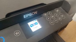 Impresora Multicolor Epson EcoTank ET-2750
