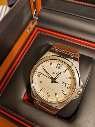 Reloj Jaguar Sapphire Esfera Beige Correa Marrón