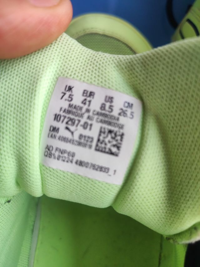 Zapatillas Padel/Tenis Puma Neón