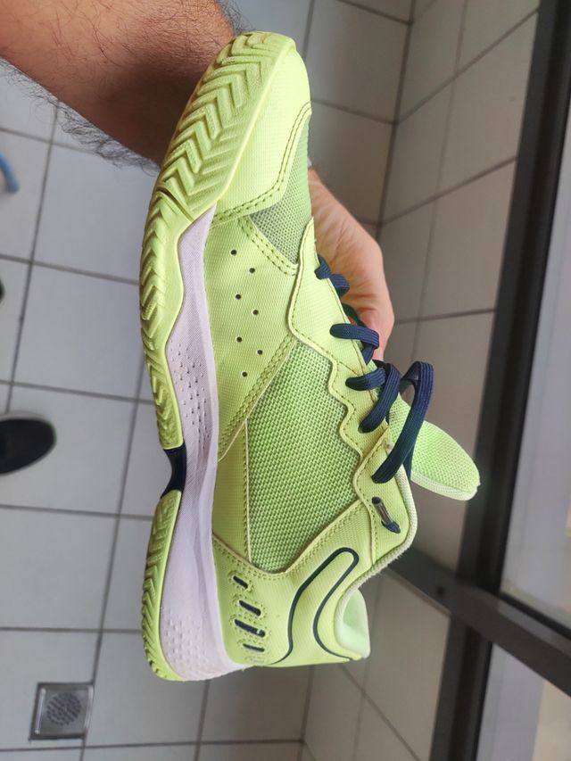 Zapatillas Padel/Tenis Puma Neón