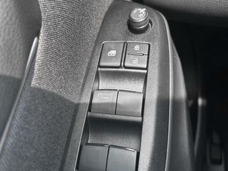 Mazda 2 1.5 e-Skyactiv 116CV Centre Line Hybrid auto