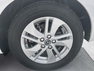Mazda 2 1.5 e-Skyactiv 116CV Centre Line Hybrid auto
