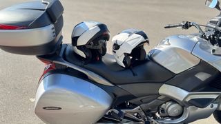 Honda Deauville NT700 Carnet A2 quilla francesa