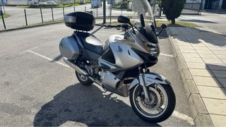 Honda Deauville NT700 Carnet A2 quilla francesa