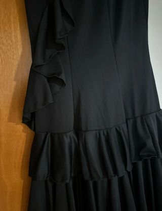 Falda Sevillana Negra con Volantes