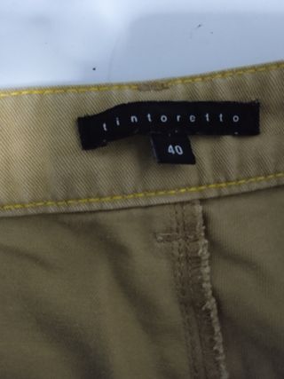 Pantalón beige hombre