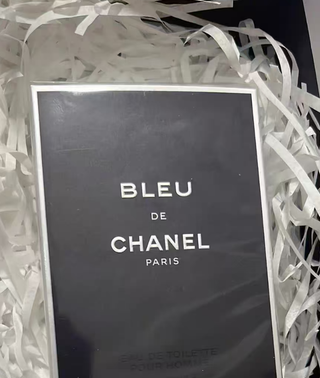 Perfume BLEU DE CHANEL PARIS (Eau de Toilette)
