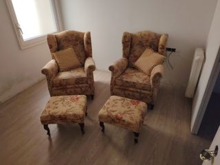 Conjunto 2 sillones y 2 otomanas florales