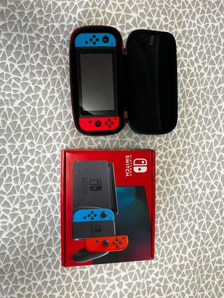 Nintendo Switch Azul y Rojo