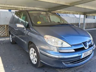 Peugeot 807 2009