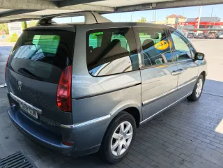 Peugeot 807 2009