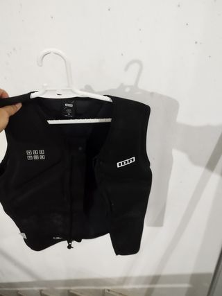 Chaleco ION Vector Core Front Zip Talla M