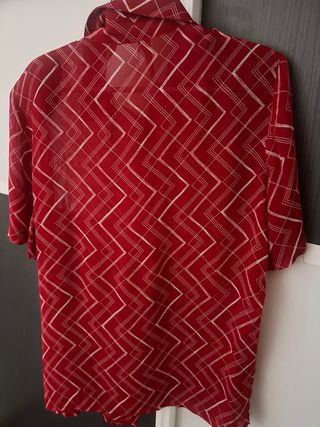 Camisa vintage roja y blanca