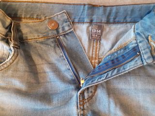 Bermudas vaqueras desgastadas