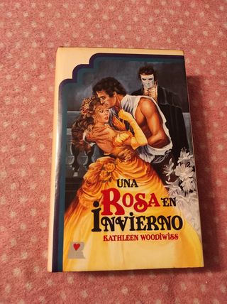 ROSA EN INVIERNO - UNA