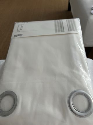 Cortinas IKEA MERETE blancas 145x300 cm
