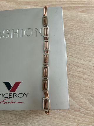 Collar Viceroy Cuero y acero 