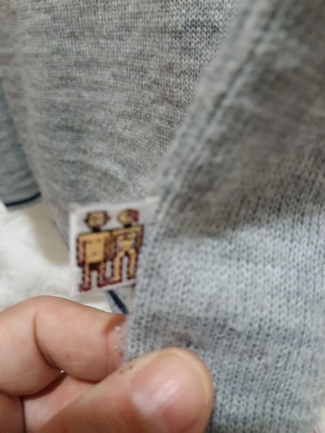 Jersey Desigual Vintage Cuello Pico Gris