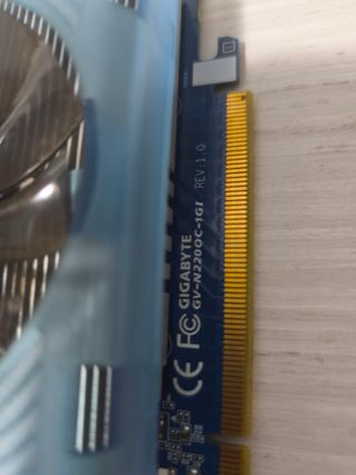 Tarjeta Gráfica Gigabyte NVIDIA GeForce GT 220