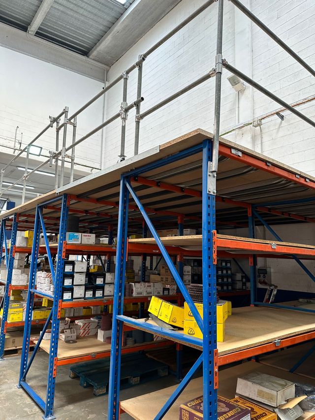 Altillo Metálico Industrial