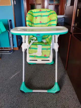 Trona de bebé con funda y bandeja
