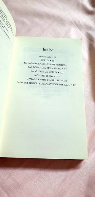 Los hechos del rey arturo y sus nobles caballeros