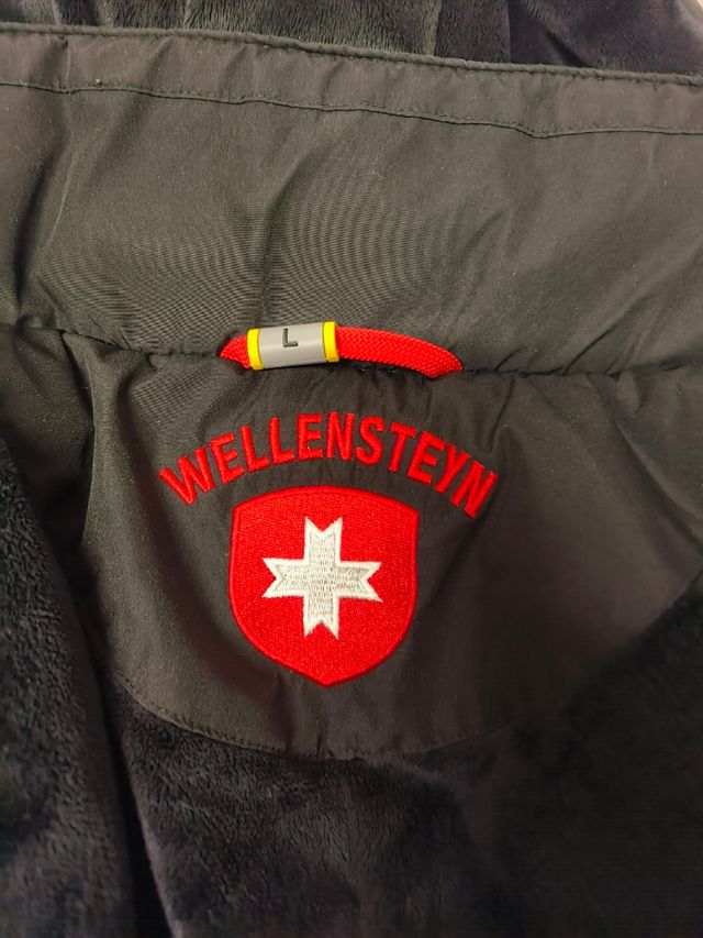 Abrigo negro hombre Wellenstey