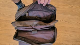 Mochila artesanal de cuero Vidal marrón
