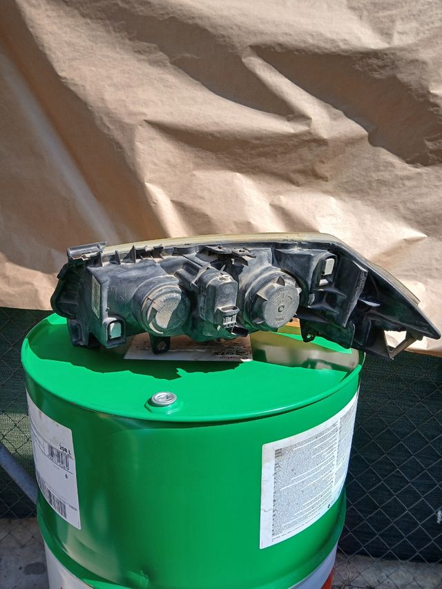 Faro derecho Renault Megane