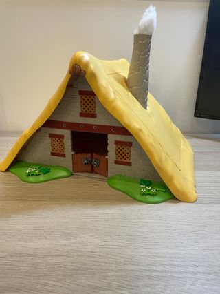 Casa de Playmobil con tejado amarillo