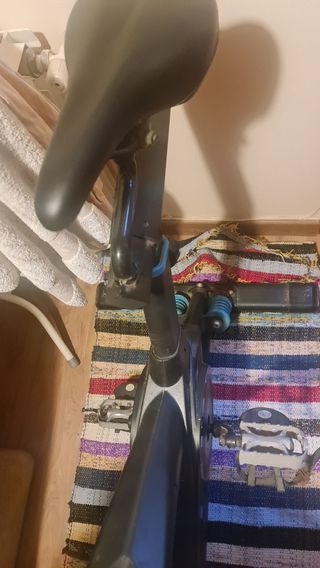 Bicicleta estática Cecotec sin estrenar