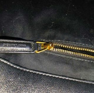 Bolso Tote Acolchado Saint Laurent Negro