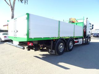 SCANIA R 440 - CAMIONES GRUAS