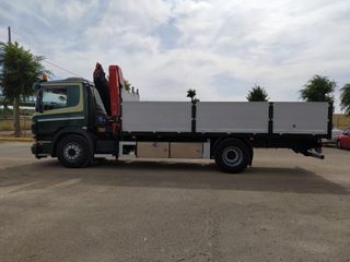 SCANIA P 270 - CAMIONES GRUA